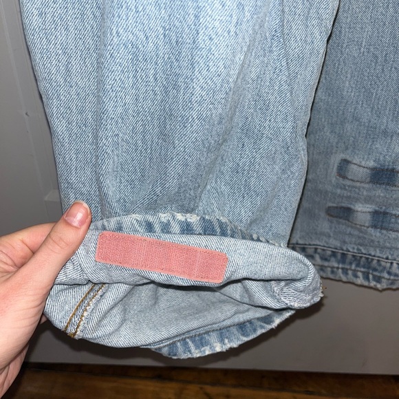 UNIQUE VINTAGE GUESS OVERALLS *HOT PINK STRAPS* - Picture 4 of 9